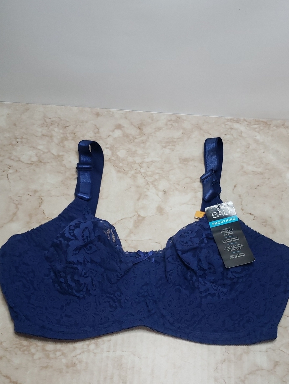 Bali Navy Lace Smoothing Underwire Bra